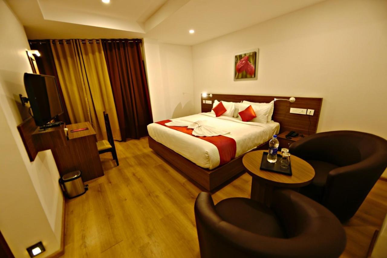 קוטאיאם Hotel Nithya מראה חיצוני תמונה